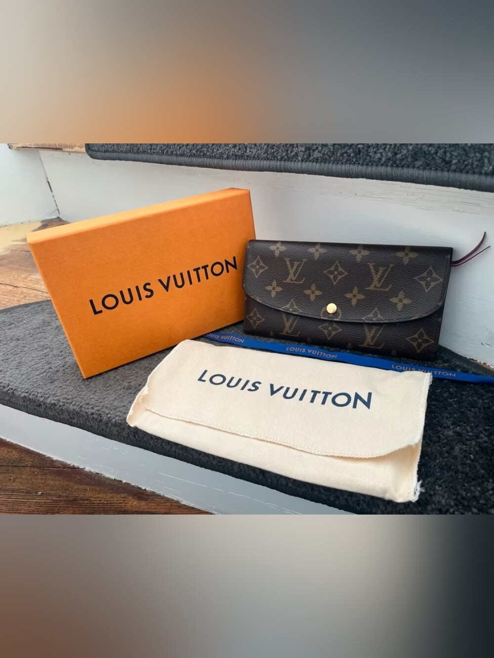 Louis Vuitton Monogram Canvas Trifold Wallet - Brown